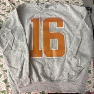 Gildan ‘16’ crewneck